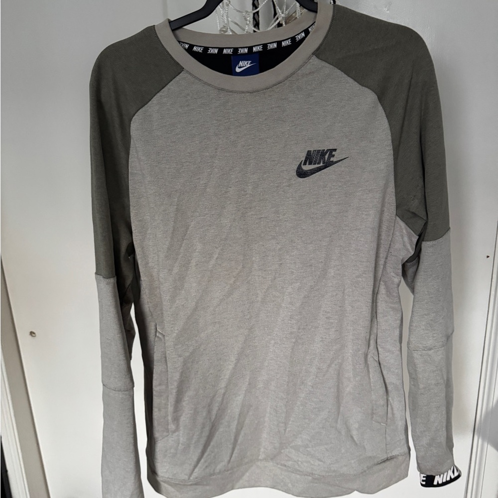 Nike Gray and Olive Long Sleeve Shirt